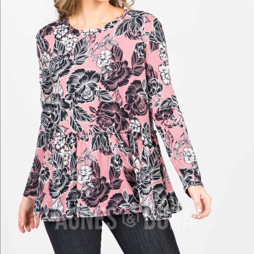 Agnes & Dora Relaxed Ruffle Tee Dark Rose Black Floral Soft Knit Nee With Tags